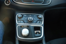 Used 2015 Chrysler 200 4d Sedan Limited I4 at Bulldog Motors near Pasco, WA