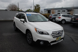 Used 2015  Subaru Outback 4d SUV i Limited PZEV at Bulldog Motors near Pasco, WA