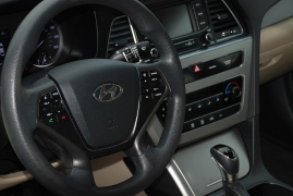 Used 2015  Hyundai Sonata 4d Sedan SE at Bulldog Motors near Pasco, WA