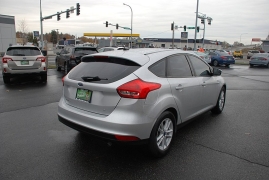 Used 2017  Ford Focus 4d Hatchback SE at Bulldog Motors near Pasco, WA