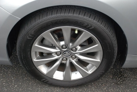 Used 2015  Toyota Camry 4d Sedan XLE V6 at Bulldog Motors near Pasco, WA