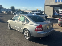 Used 2007  Volvo S40 4dr Sdn 2&period;5L Turbo AT FWD at Bulldog Motors near Pasco&comma; WA