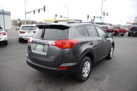 Used 2015  Toyota RAV4 4d SUV AWD LE at Bulldog Motors near Pasco&comma; WA