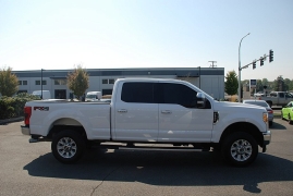 Used 2017 Ford Super Duty F-250 SRW 4WD Crew Cab Box at Bulldog Motors near Pasco, WA