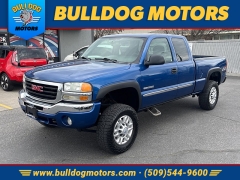 Used 2004  GMC Sierra 2500 Ext Cab 143&period;5" WB 4WD SLE at Bulldog Motors near Pasco&comma; WA