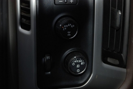 Used 2018  GMC Sierra 1500 4WD Crew Cab 143.5" SLT at Bulldog Motors near Pasco, WA