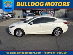  2016 Mazda Mazda3 4d Sedan i Sport Auto at Bulldog Motors near Pasco&comma; WA