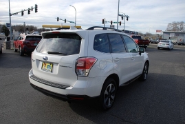 Used 2018  Subaru Forester 4d SUV 2&period;5i Limited at Bulldog Motors near Pasco&comma; WA