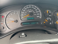 Used 2004  GMC Sierra 2500 Ext Cab 143&period;5" WB 4WD SLE at Bulldog Motors near Pasco&comma; WA