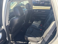 Used 2014  INFINITI QX60 Hybrid 4d SUV AWD at Bulldog Motors near Pasco&comma; WA