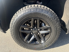 Used 2020  Chevrolet Silverado 1500 4WD Crew Cab Custom Trail Boss at Bulldog Motors near Pasco&comma; WA
