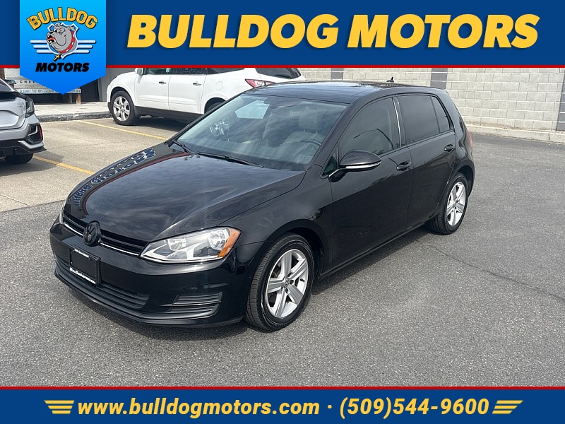 Used 2017  Volkswagen Golf 1&period;8T 4-Door Auto at Bulldog Motors near Pasco&comma; WA