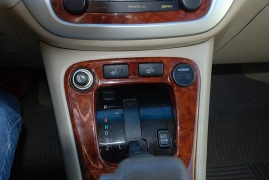 Used 2006  Toyota Highlander 4dr V6 4WD w&sol;3rd Row &lpar;Natl&rpar; at Bulldog Motors near Pasco&comma; WA