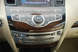 Used 2014  INFINITI QX60 Hybrid 4d SUV AWD at Bulldog Motors near Pasco, WA