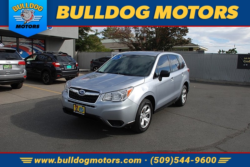 Used 2015  Subaru Forester 4d SUV i CVT at Bulldog Motors near Pasco, WA