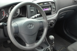 Used 2011  Hyundai Accent 3dr HB Man GL at Bulldog Motors near Pasco, WA