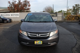 Used 2015  Honda Odyssey 4d Wagon EX at Bulldog Motors near Pasco, WA