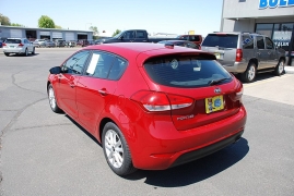 Used 2017 Kia Forte5 5d Hatchback LX at Bulldog Motors near Pasco, WA