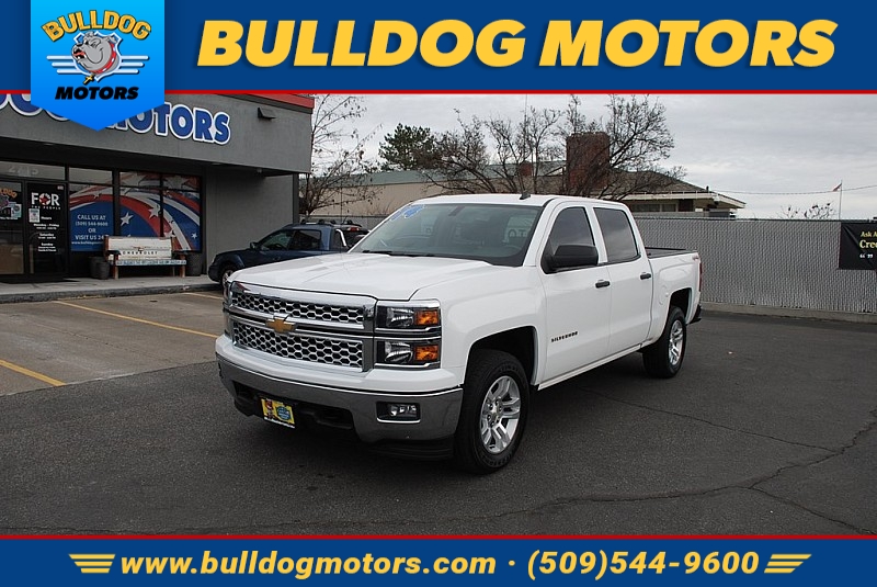 Used 2014  Chevrolet Silverado 1500 4WD Crew Cab LT at Bulldog Motors near Pasco, WA