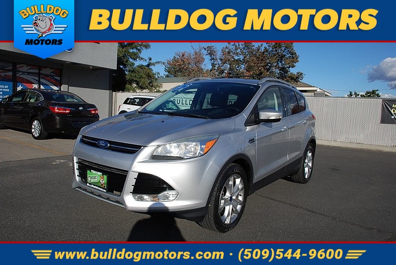 Used 2015  Ford Escape 4d SUV 4WD Titanium at Bulldog Motors near Pasco, WA