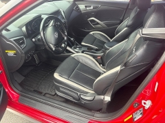 Used 2015  Hyundai Veloster 3dr Cpe Auto Turbo at Bulldog Motors near Pasco&comma; WA