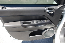 Used 2012 Jeep Compass 4d SUV FWD Limited at Bulldog Motors near Pasco, WA