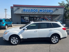 Used 2010  Subaru Outback 4d SUV i Prem AT All-Weather&sol;Moonroof at Bulldog Motors near Pasco&comma; WA