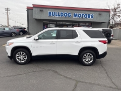 Used 2018  Chevrolet Traverse 4d SUV FWD LT Cloth w&sol;1LT at Bulldog Motors near Pasco&comma; WA
