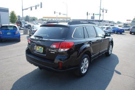 Used 2013 Subaru Outback 4dr Wgn H4 Auto 2.5i Limited at Bulldog Motors near Pasco, WA