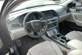 Used 2015 Hyundai Sonata 4dr Sdn 2.4L Sport at Bulldog Motors near Pasco, WA