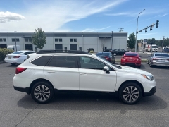 Used 2017  Subaru Outback 4d SUV 2&period;5i Limited at Bulldog Motors near Pasco&comma; WA