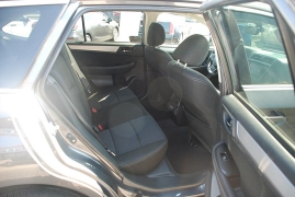 Used 2018 Subaru Outback 4d SUV 2.5i Premium at Bulldog Motors near Pasco, WA