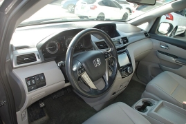 Used 2016 Honda Odyssey 4d Wagon EX-L at Bulldog Motors near Pasco, WA