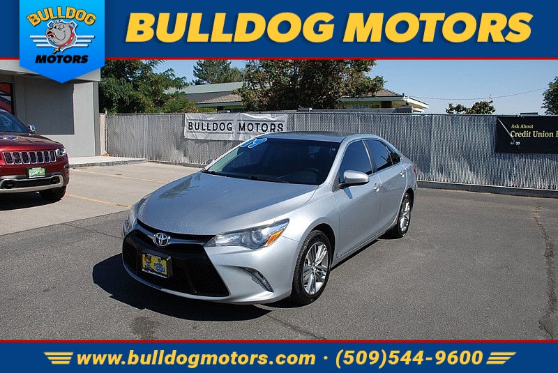 Used 2017  Toyota Camry Auto (Natl) at Bulldog Motors near Pasco, WA