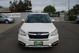 Used 2017 Subaru Forester 4d SUV 2.5i Premium 6spd at Bulldog Motors near Pasco, WA