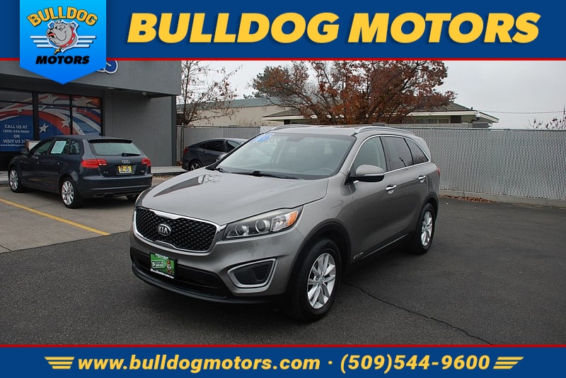 Used 2016  Kia Sorento 4d SUV AWD LX V6 at Bulldog Motors near Pasco, WA