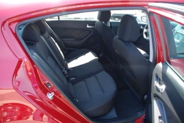 Used 2017  Kia Forte5 5d Hatchback LX at Bulldog Motors near Pasco, WA