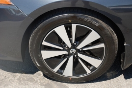 Used 2019 Nissan Altima 4d Sedan FWD 2.5L SV at Bulldog Motors near Pasco, WA