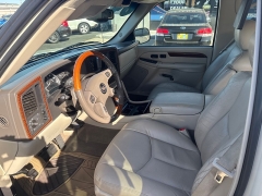 Used 2004  Cadillac Escalade EXT 4d SUV AWD at Bulldog Motors near Pasco&comma; WA