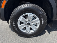 Used 2024  Ford Ranger XL 4WD SuperCrew 5' Box at Bulldog Motors near Pasco&comma; WA