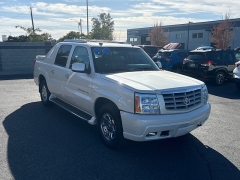 Used 2004  Cadillac Escalade EXT 4d SUV AWD at Bulldog Motors near Pasco&comma; WA