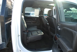 Used 2017  GMC Sierra 3500HD 4WD Crew Cab 167&period;7" SLT at Bulldog Motors near Pasco&comma; WA