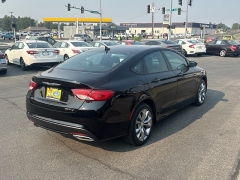 Used 2015  Chrysler 200 4d Sedan S V6 at Bulldog Motors near Pasco&comma; WA
