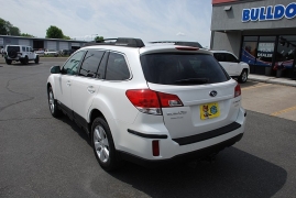 Used 2011 Subaru Outback 4d SUV i Prem AT All-Weather at Bulldog Motors near Pasco, WA