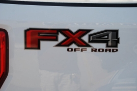Used 2017 Ford Super Duty F-250 SRW 4WD Crew Cab Box at Bulldog Motors near Pasco, WA