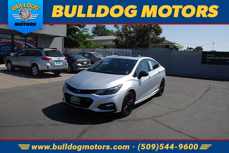 Used 2018  Chevrolet Cruze 4d Sedan LT Auto at Bulldog Motors near Pasco, WA