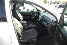 Used 2019 Chevrolet Equinox 4d SUV AWD Premier w/2LZ at Bulldog Motors near Pasco, WA