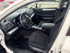 Used 2017  Subaru Outback 4d SUV 2&period;5i Premium at Bulldog Motors near Pasco&comma; WA