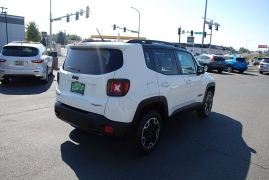Used 2016 Jeep Renegade 4d SUV 4WD Trailhawk at Bulldog Motors near Pasco, WA