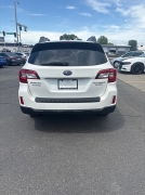 Used 2017  Subaru Outback 4d SUV 2&period;5i Limited at Bulldog Motors near Pasco&comma; WA